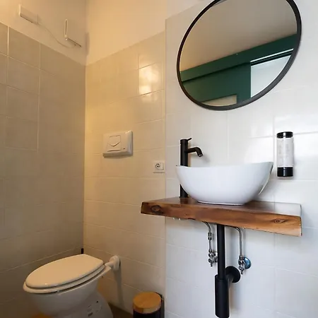 Nest - 2 2 Bagni Parcheggio Gratuito Apartamento Verona