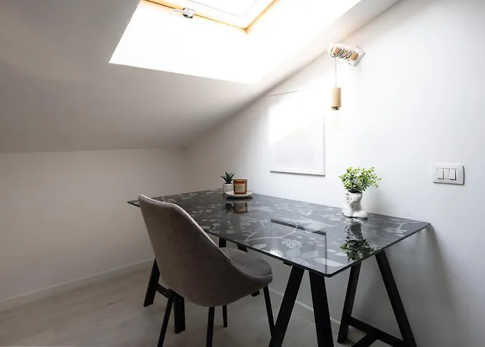 Nest - 2 2 Bagni Parcheggio Gratuito Διαμέρισμα *