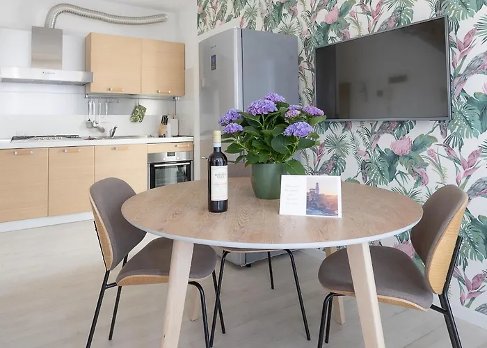 Διαμέρισμα Nest - 2 2 Bagni Parcheggio Gratuito Βερόνα